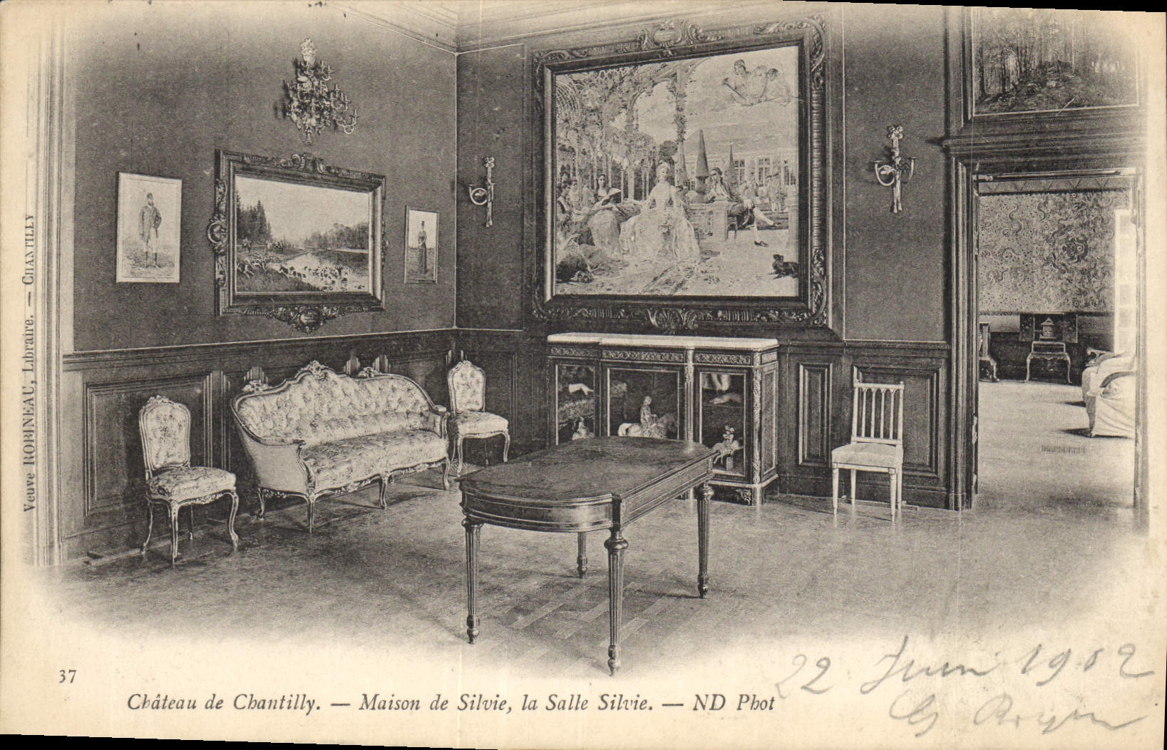 CPA Chateau de Chantilly Maison de Silvie la Salle Silvie 