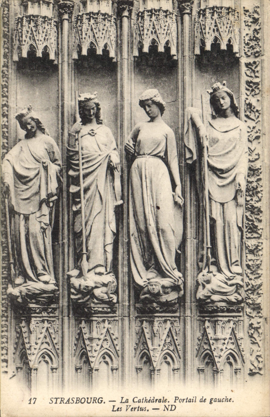 CPA Strasbourg La Cathedrale Portail de gauche les Vertus 