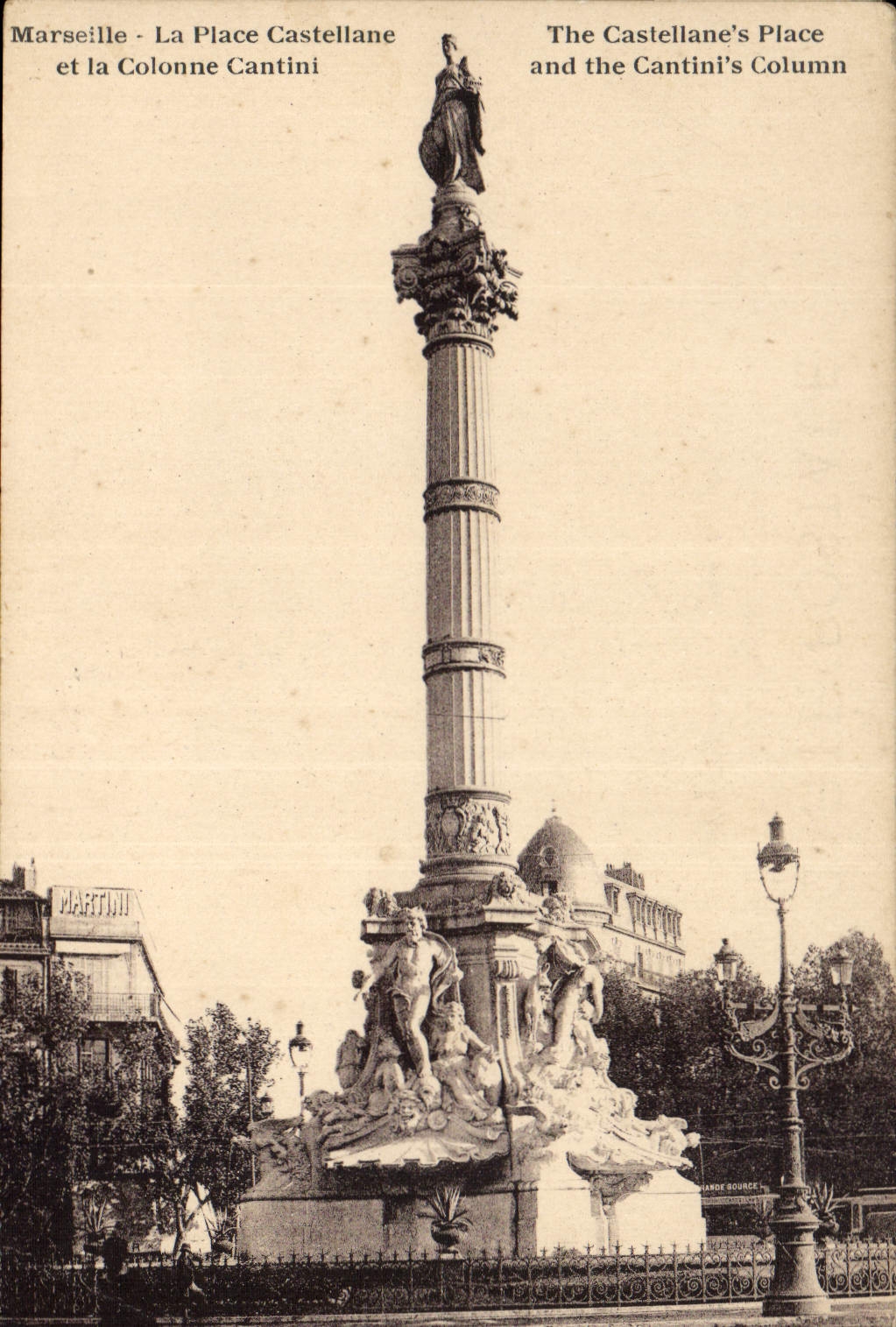 CPA Marseille La Place Castellane et la Colonne Cantini