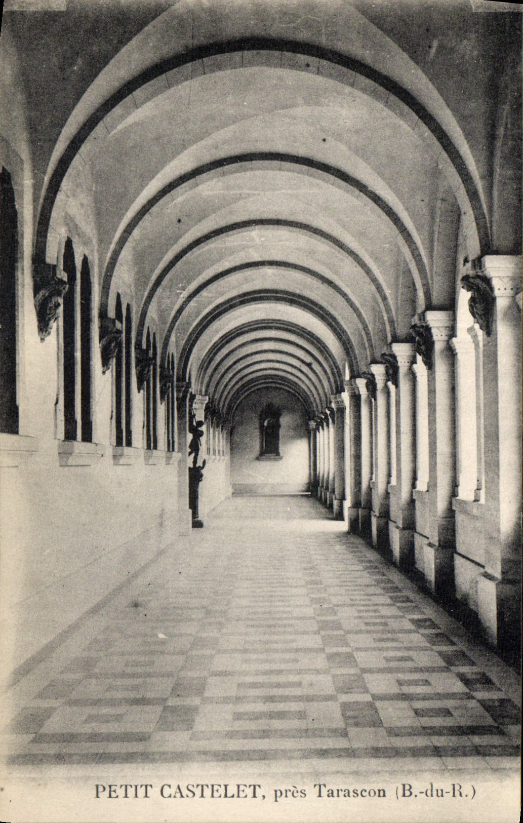 CPA Petit Castelet pres Tarascon B du R