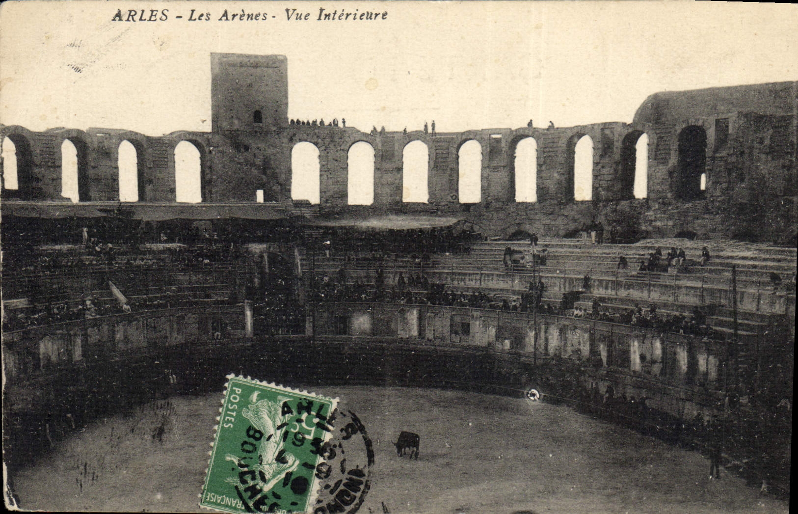 CPA Arles Les Arenes vue interieure Taureau Corrida