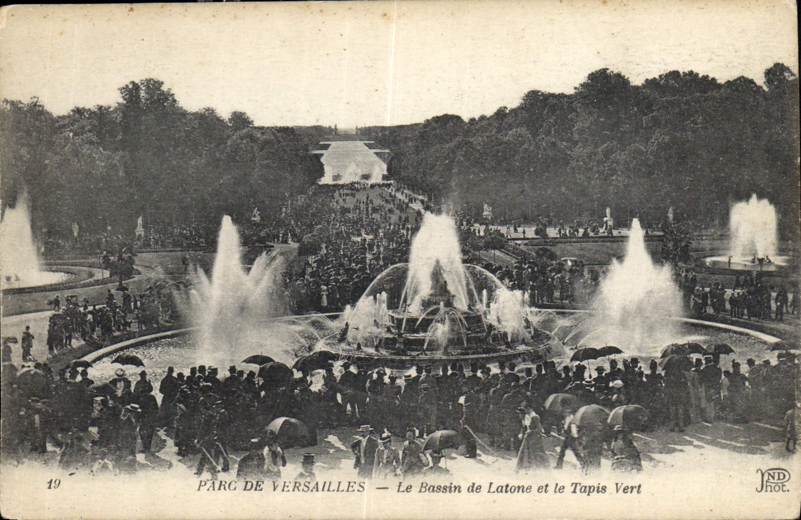 CPA Parc de Versailles La bassin de Latone et le Tapis Vert 