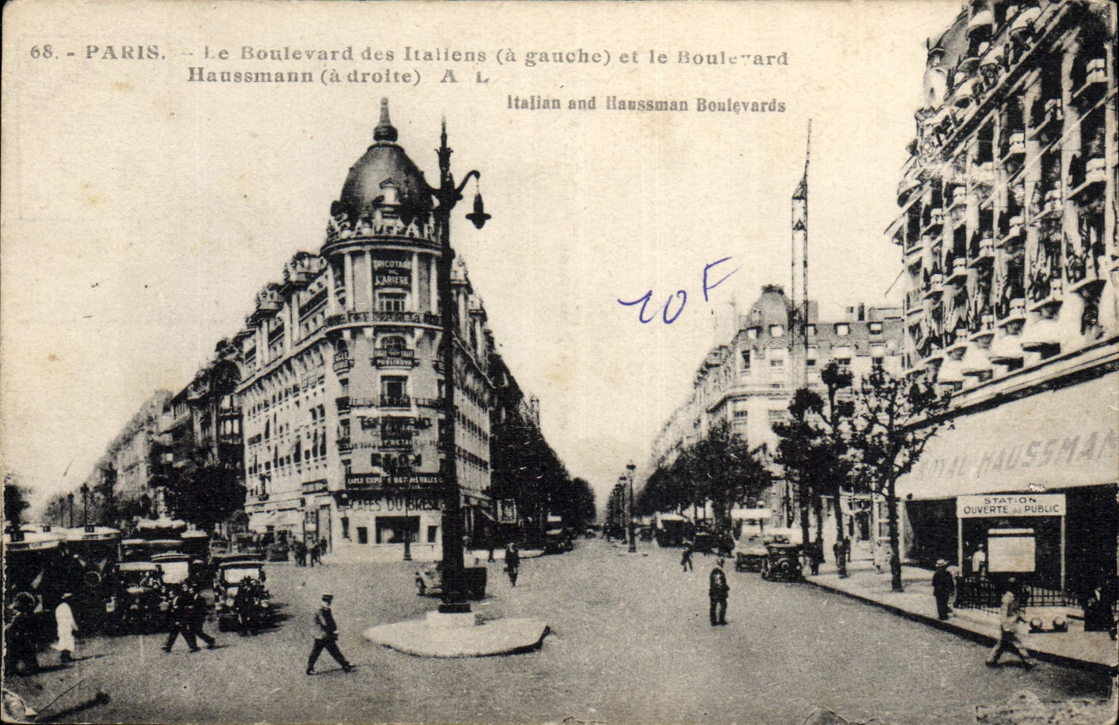 CPA Paris Le Boulevard des Italiens a gauche et le Boulevard Haussmann a droite