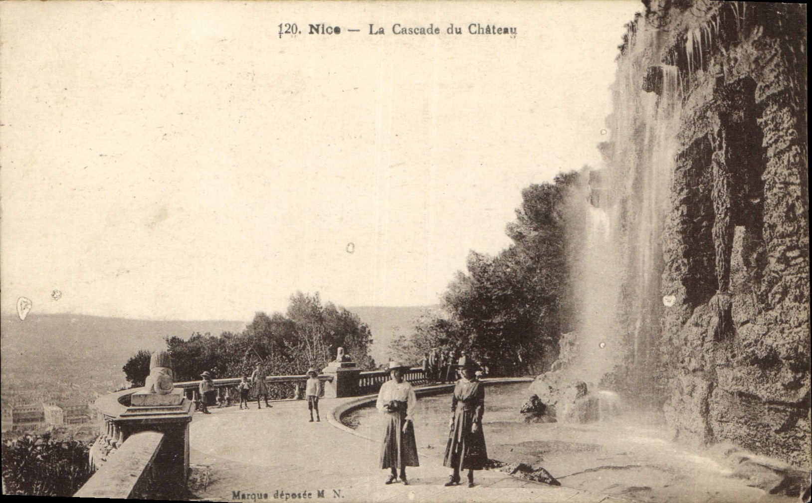 CPA Nice La Cascade du Chateau 