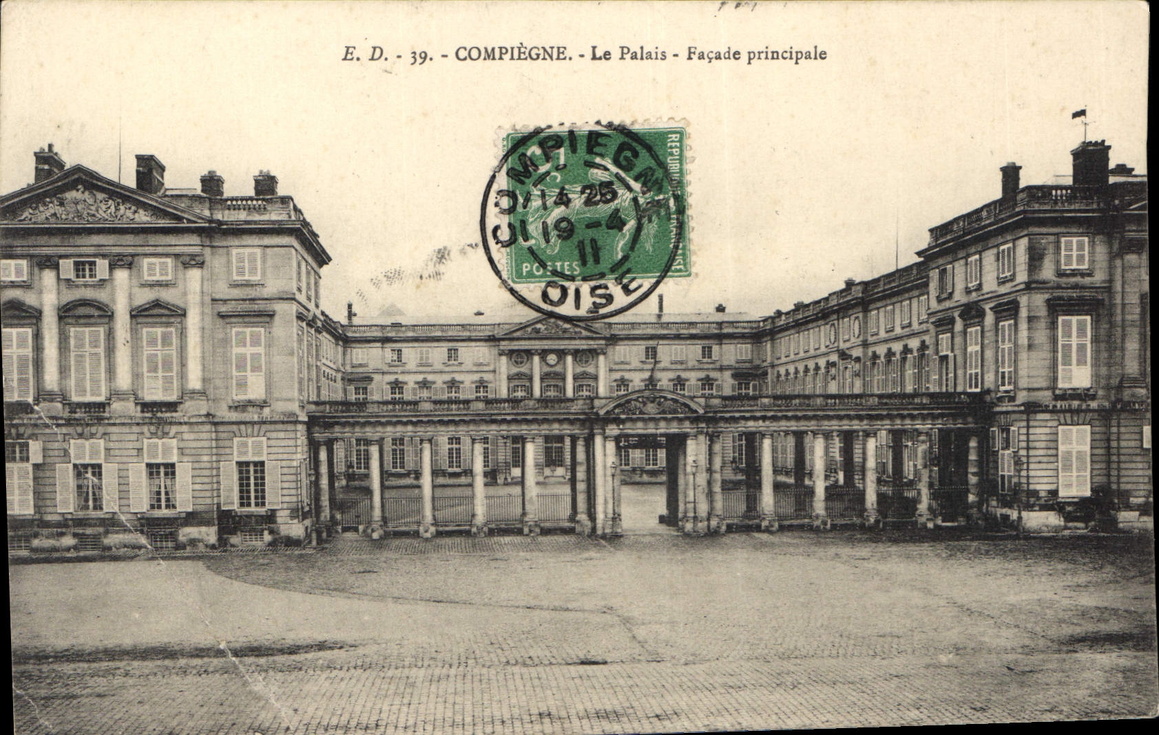 CPA Compiegne Le Palais Facade principale 