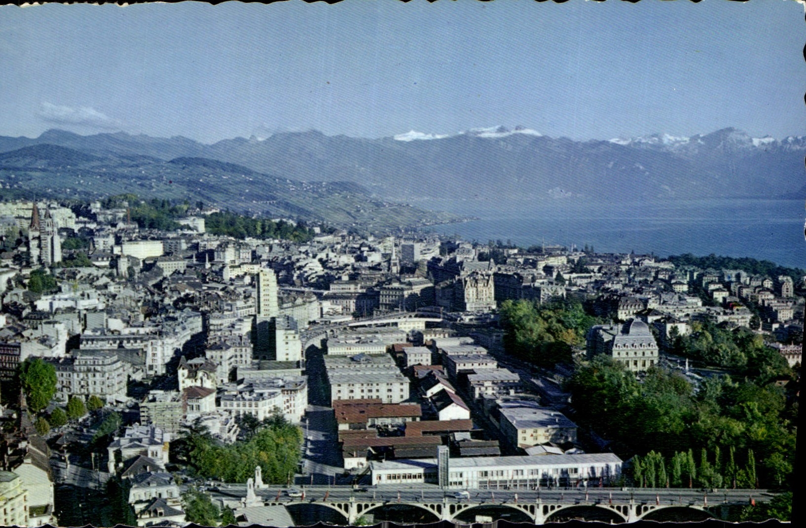 CPM Lausanne Ouchy Vue generale aerienne 