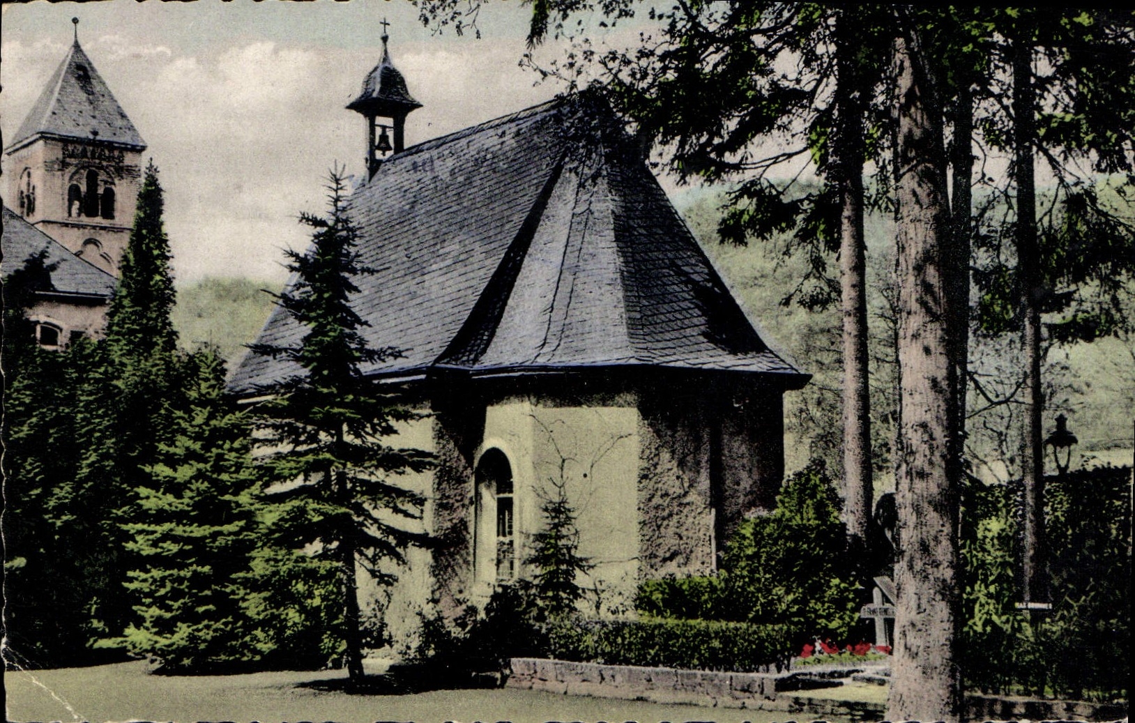 CPA Gnodenkapelle in Schonstatt mit Altem Turm und Helgengrobern