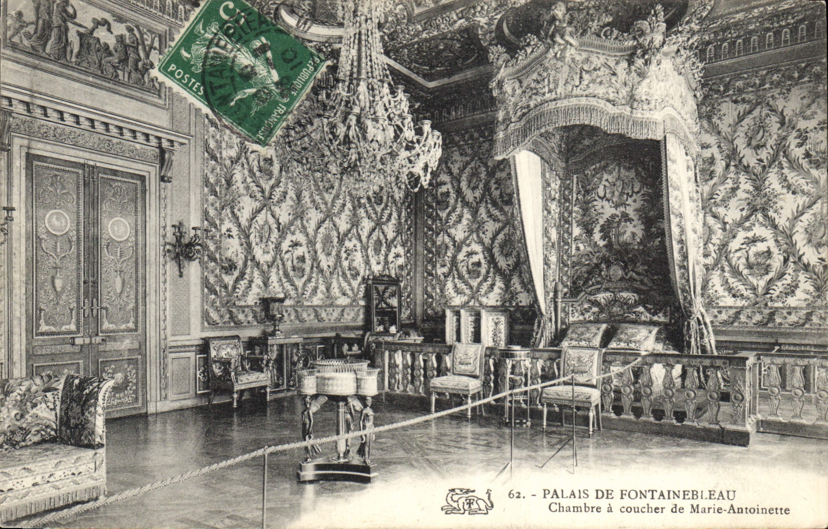 CPA Palais de Fontainebleau Chambre a Coucher de Marie Antoinette 