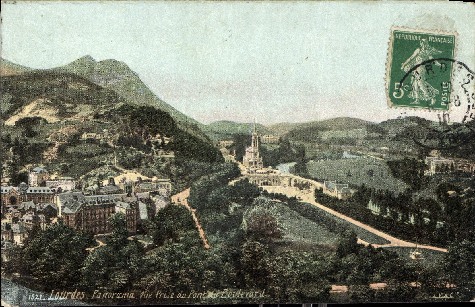 CPA Lourdes Panorama Vue prise au Pont du Boulevard 