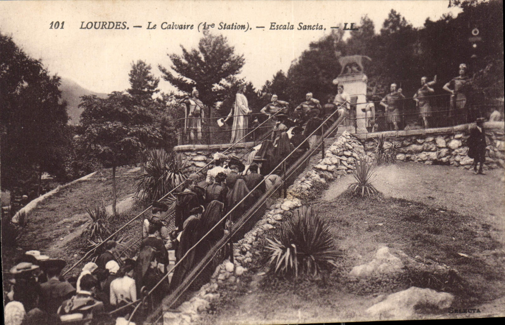 CPA Lourdes Le Calvaire 1er Station Escala Sancta