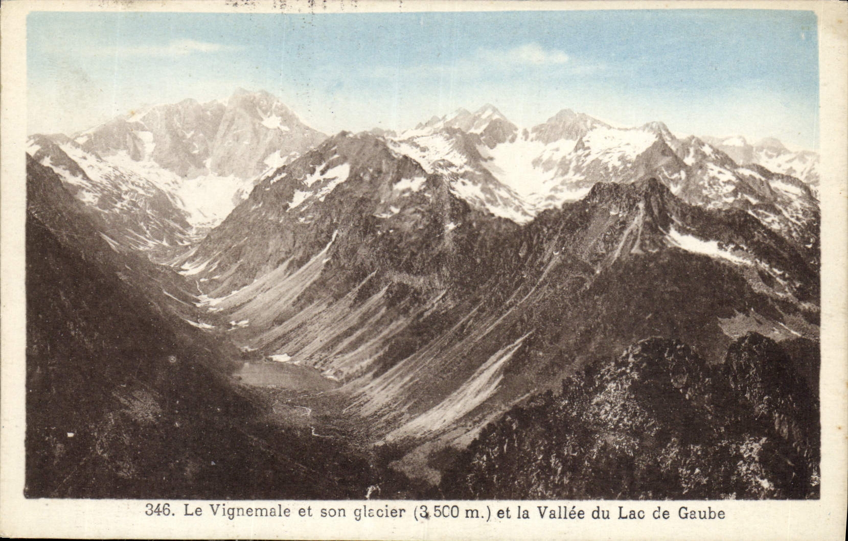 CPA Le Vignemale et son Glacier et la Vallee du Lac de Gaube