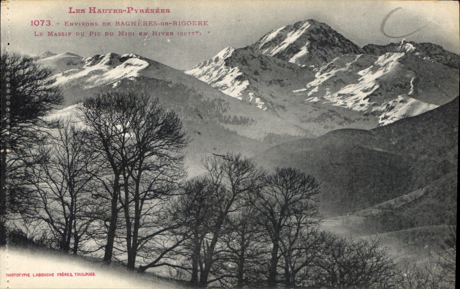 CPA Les Hautes Pyrenees environs de Bagneres de Bigorre le Massif du Pic du Midi en Hiver 