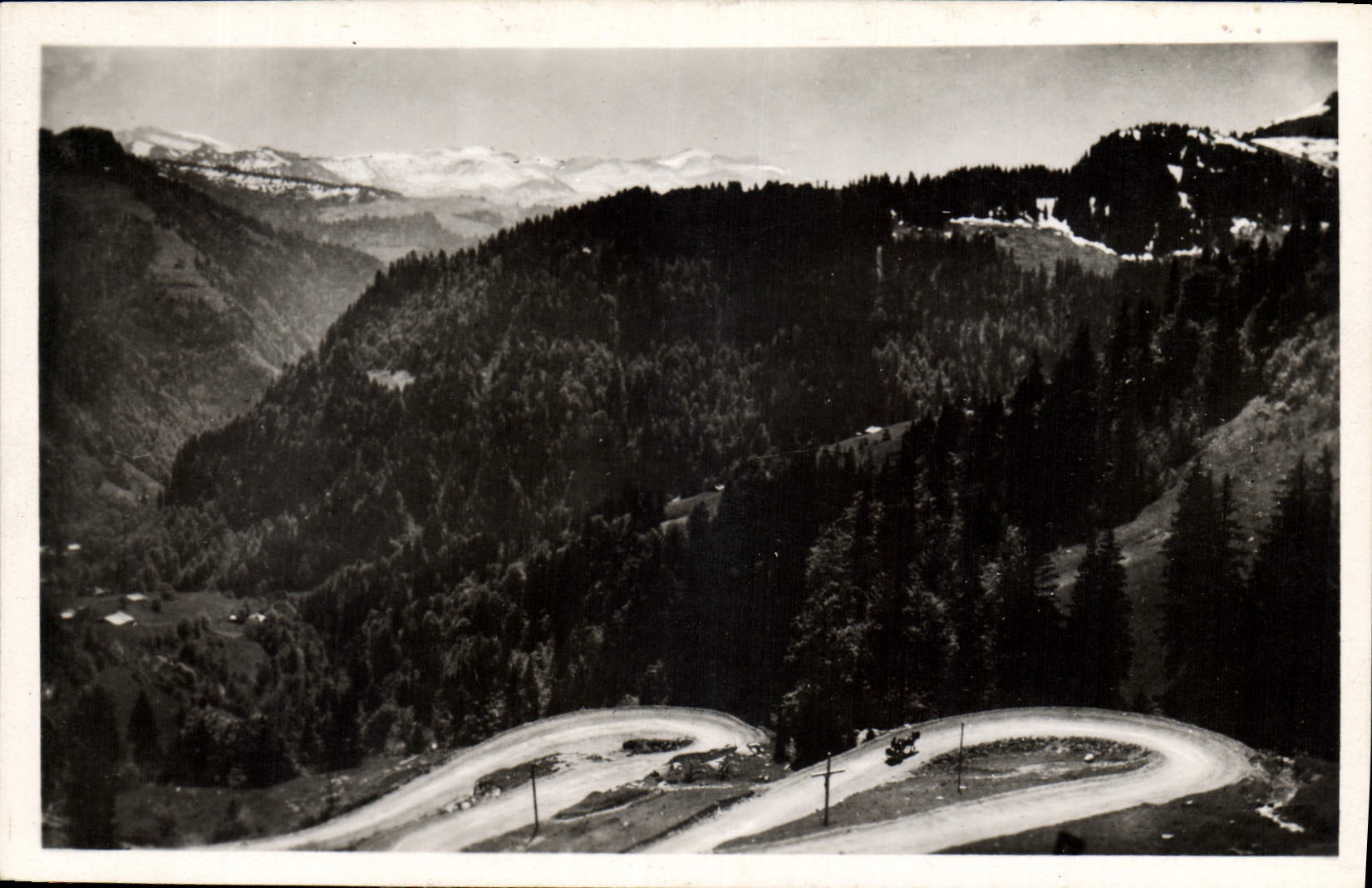 CPA Col des Aravis route de la Glettaz au Col 