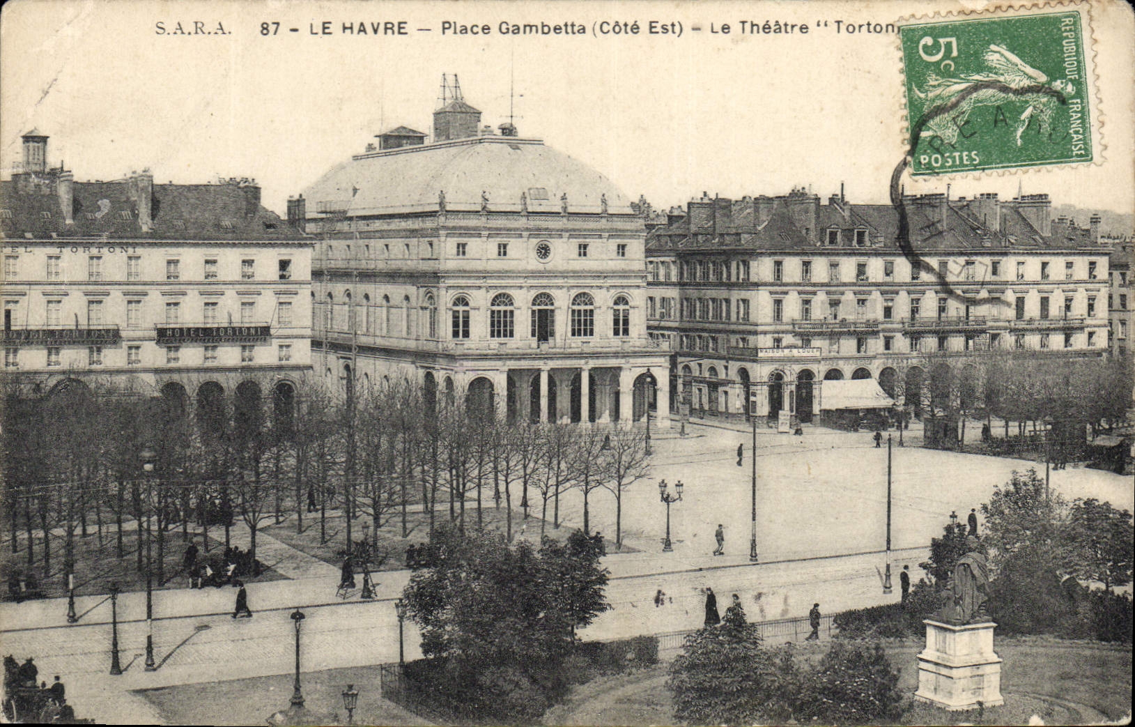 CPA Le Havre Place Gambetta Cote Est le Theatre Torton 