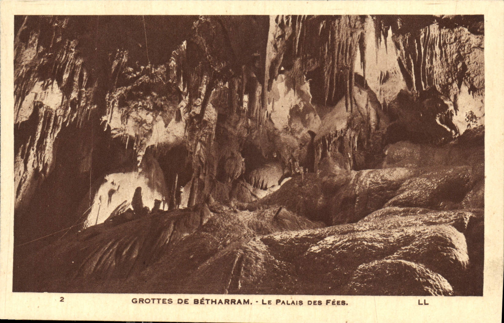 CPA Grottes de Betharram le Palais des Fees 