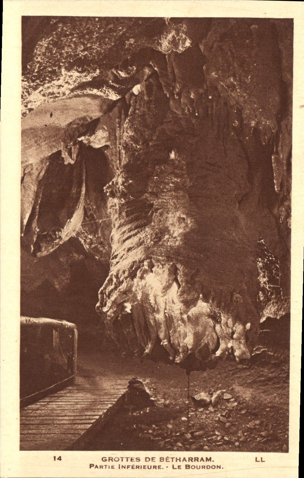 CPA Grottes de Betharram Partie Interieure le Bourdon