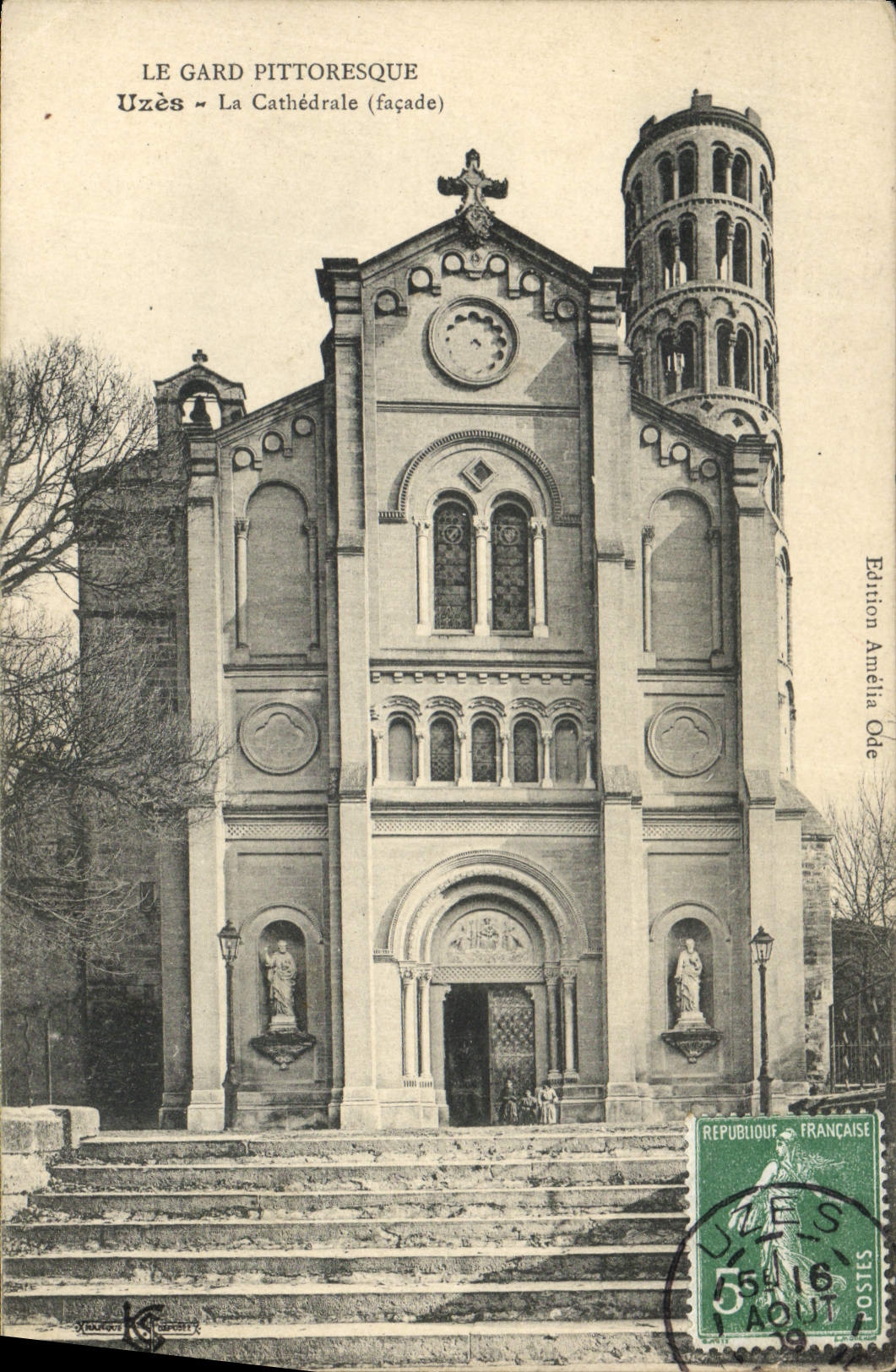 CPA Le Gard Pittoresque Uzes la Cathedrale Facade