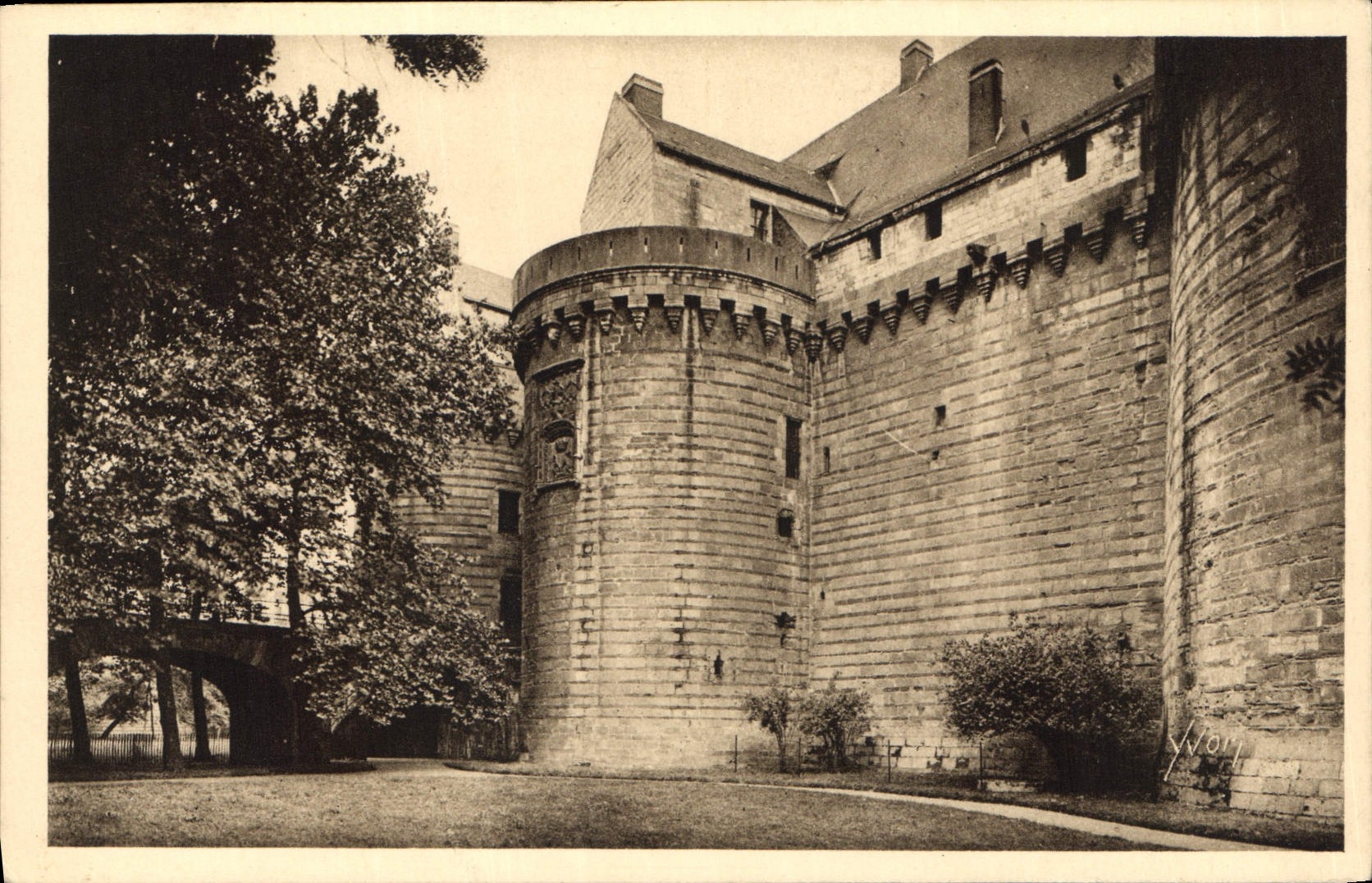 CPA Nantes Loire Inferieure Chateau des Ducs de Bretagne Tour de la Boulangerie 