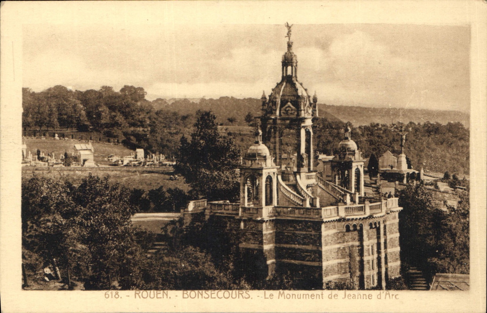 CPA Rouen Bonsecours le Monument de Jeanne d'Arc