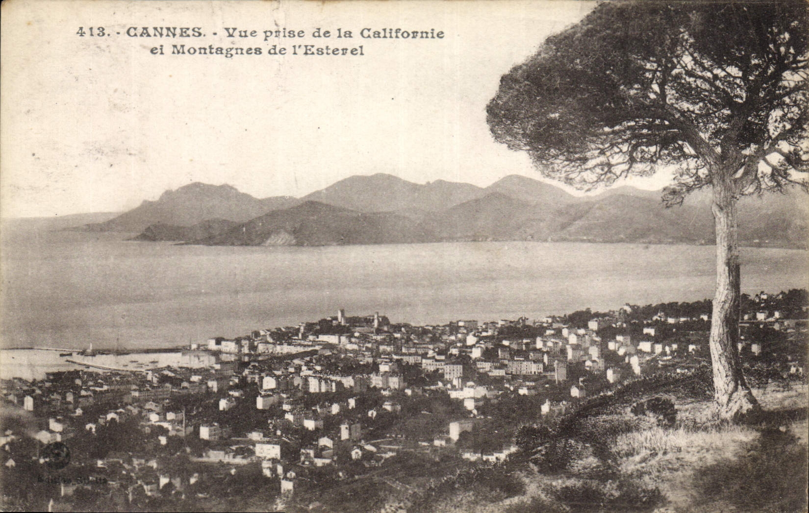 CPA Cannes vue prise de la Californie et Montagnes de l'Esterel