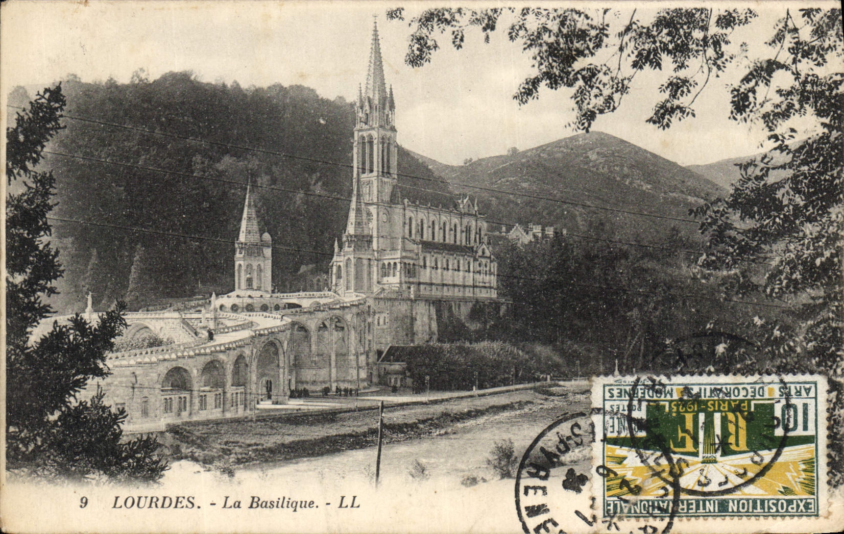 CPA Lourdes La Basilique 