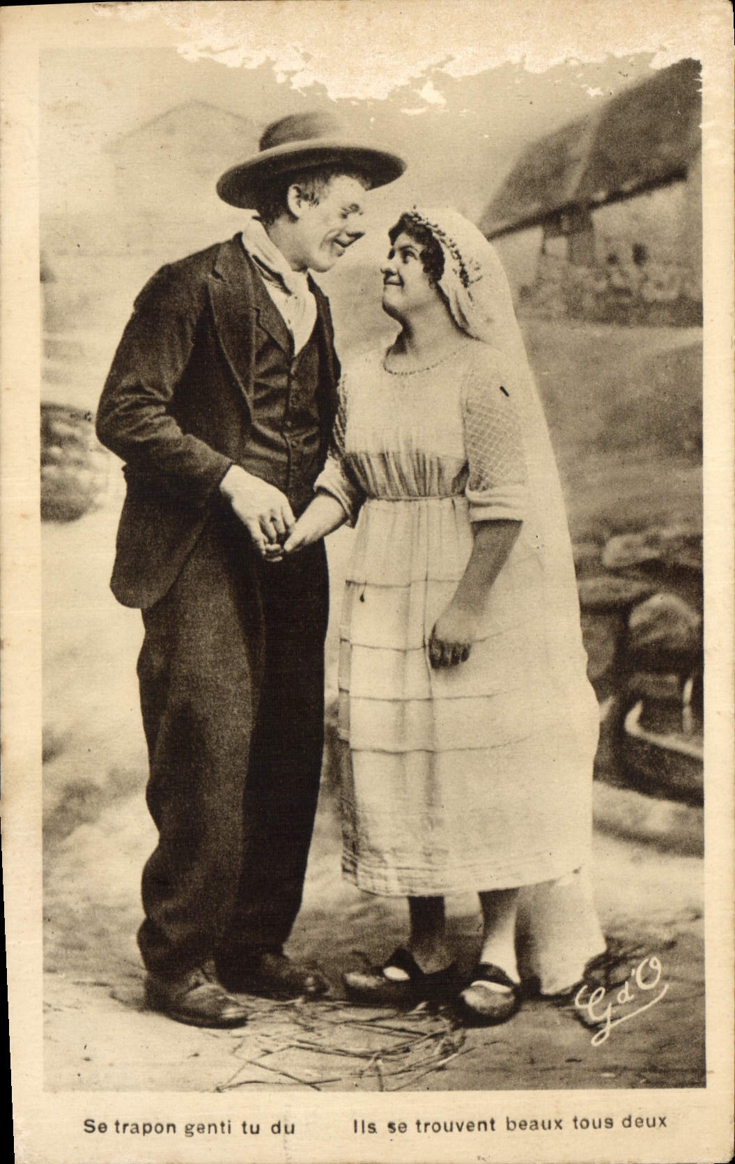 CPA Se trapon genti tu du ils se trouvent beaux tous deux Folklore
