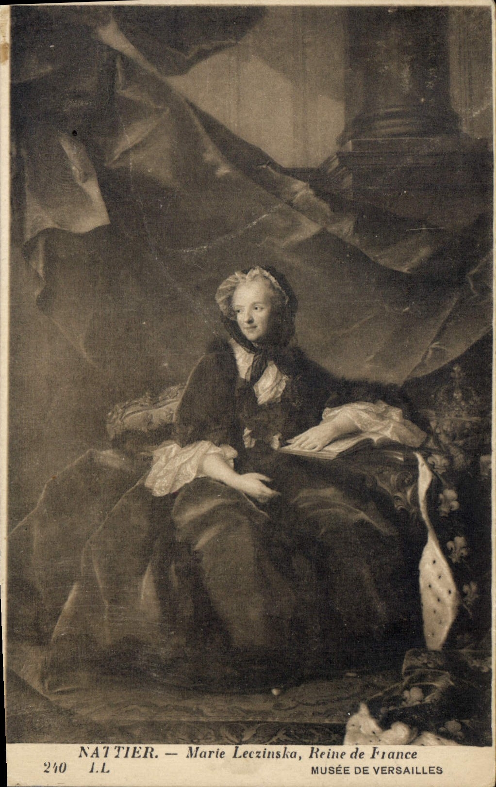 CPA Nattier Marie Leczinska Reine de France Musee de Versailles 