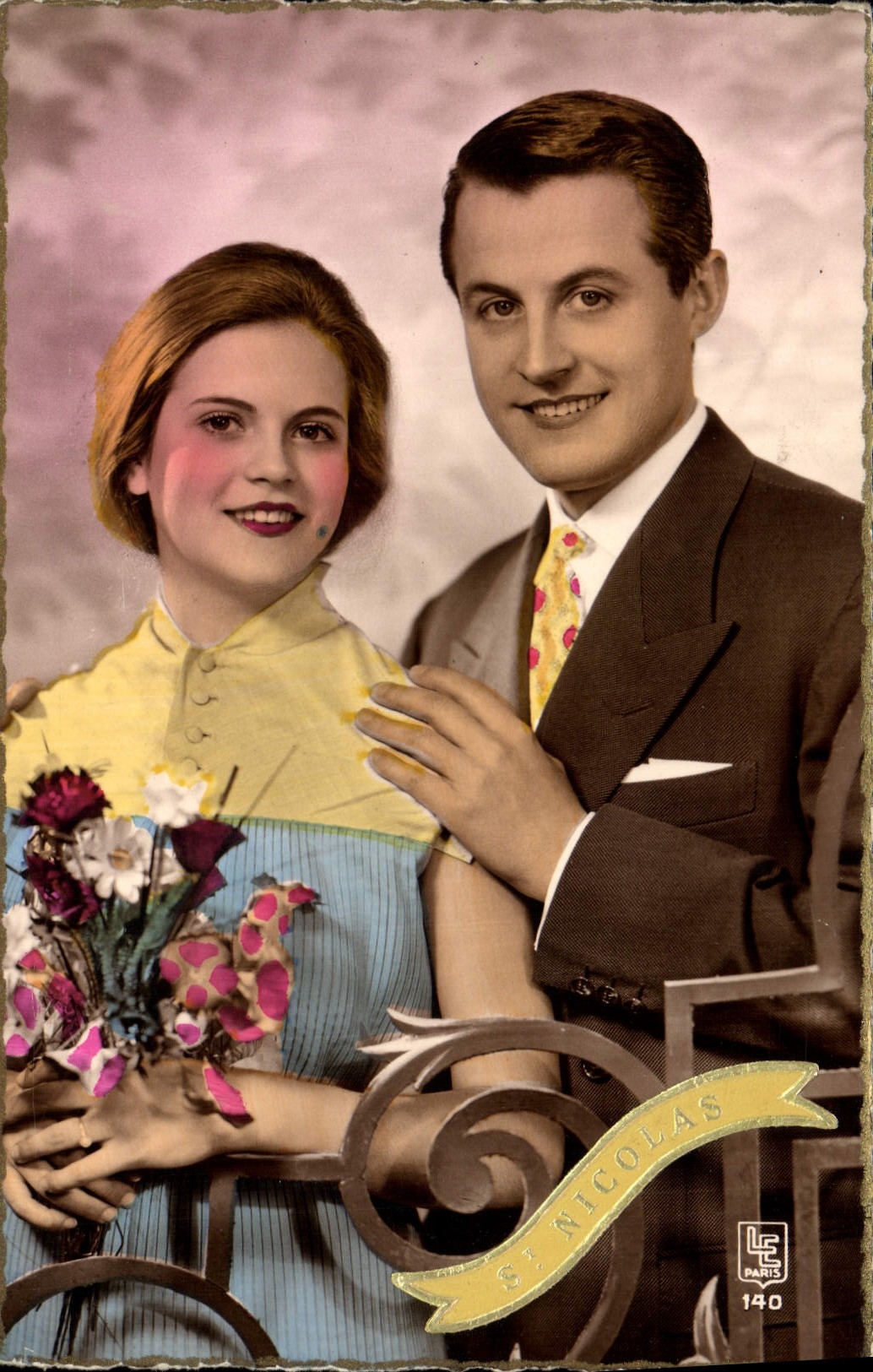 CPA St Nicolas Femme