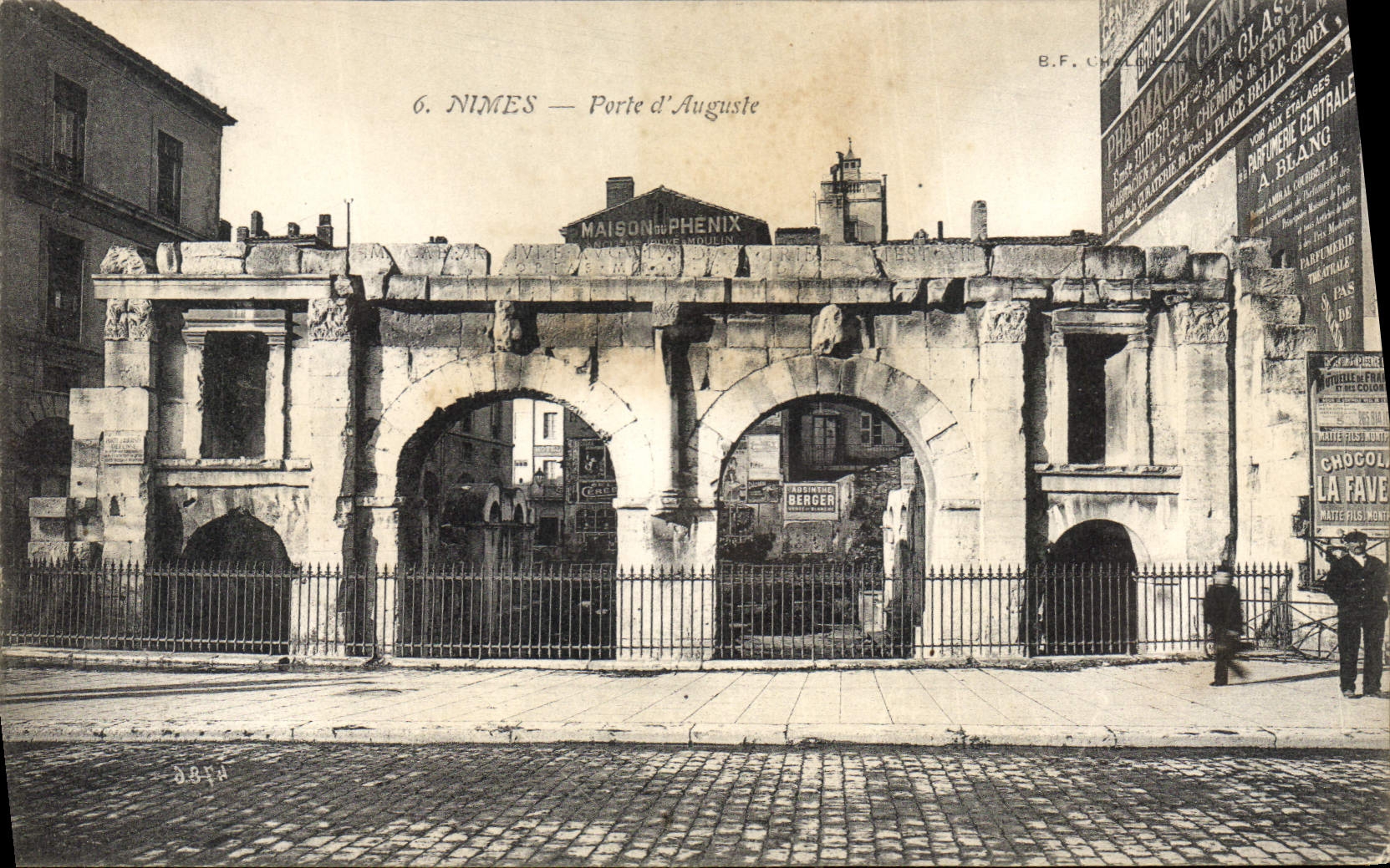 CPA Nimes Porte d'Auguste 