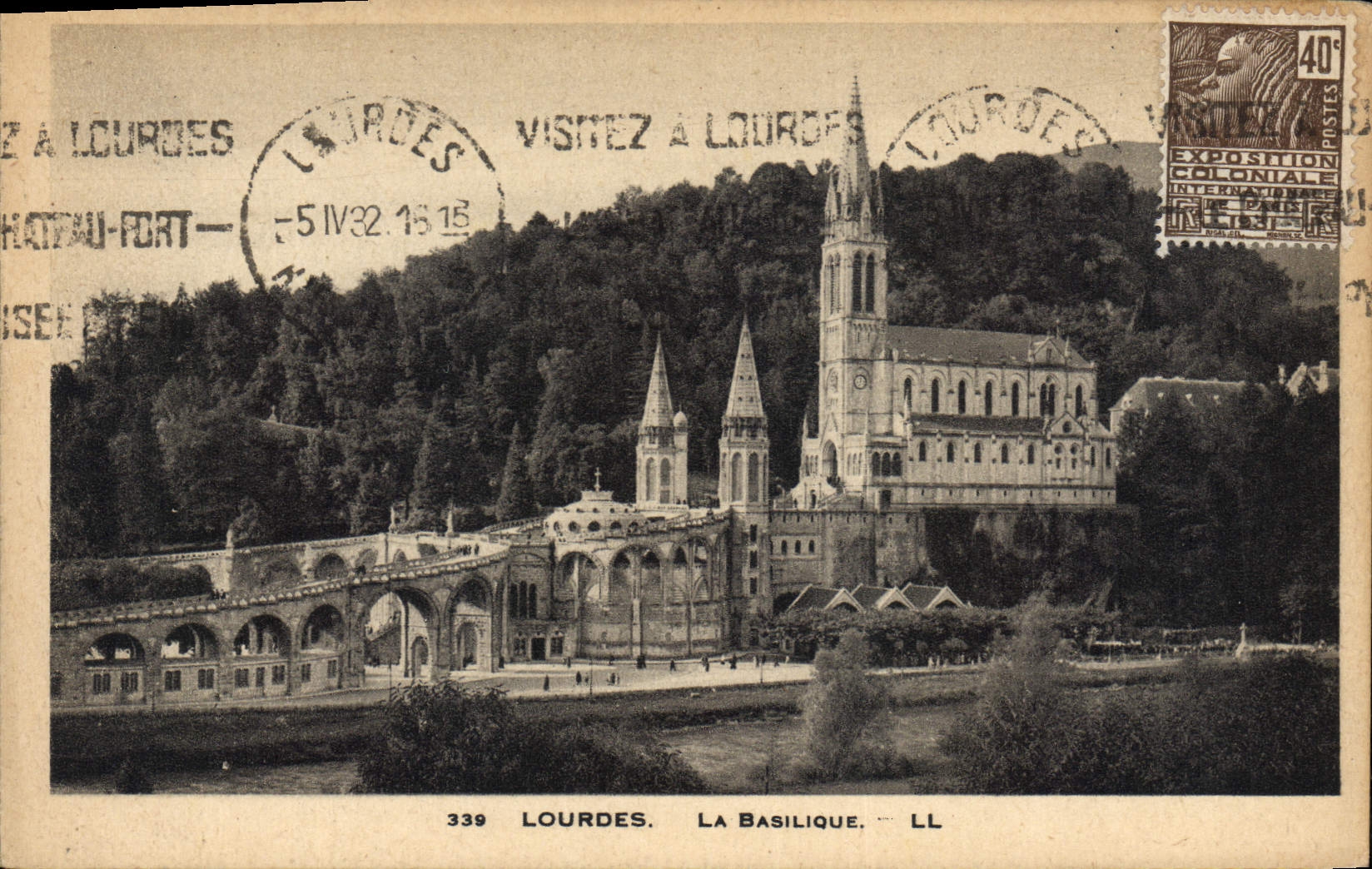 CPA Lourdes La Basilique 