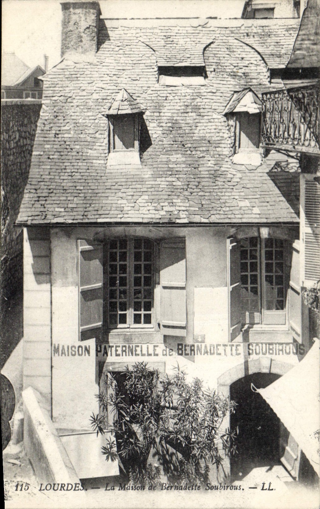CPA Lourdes La Maison de Bernadette Soubirous 