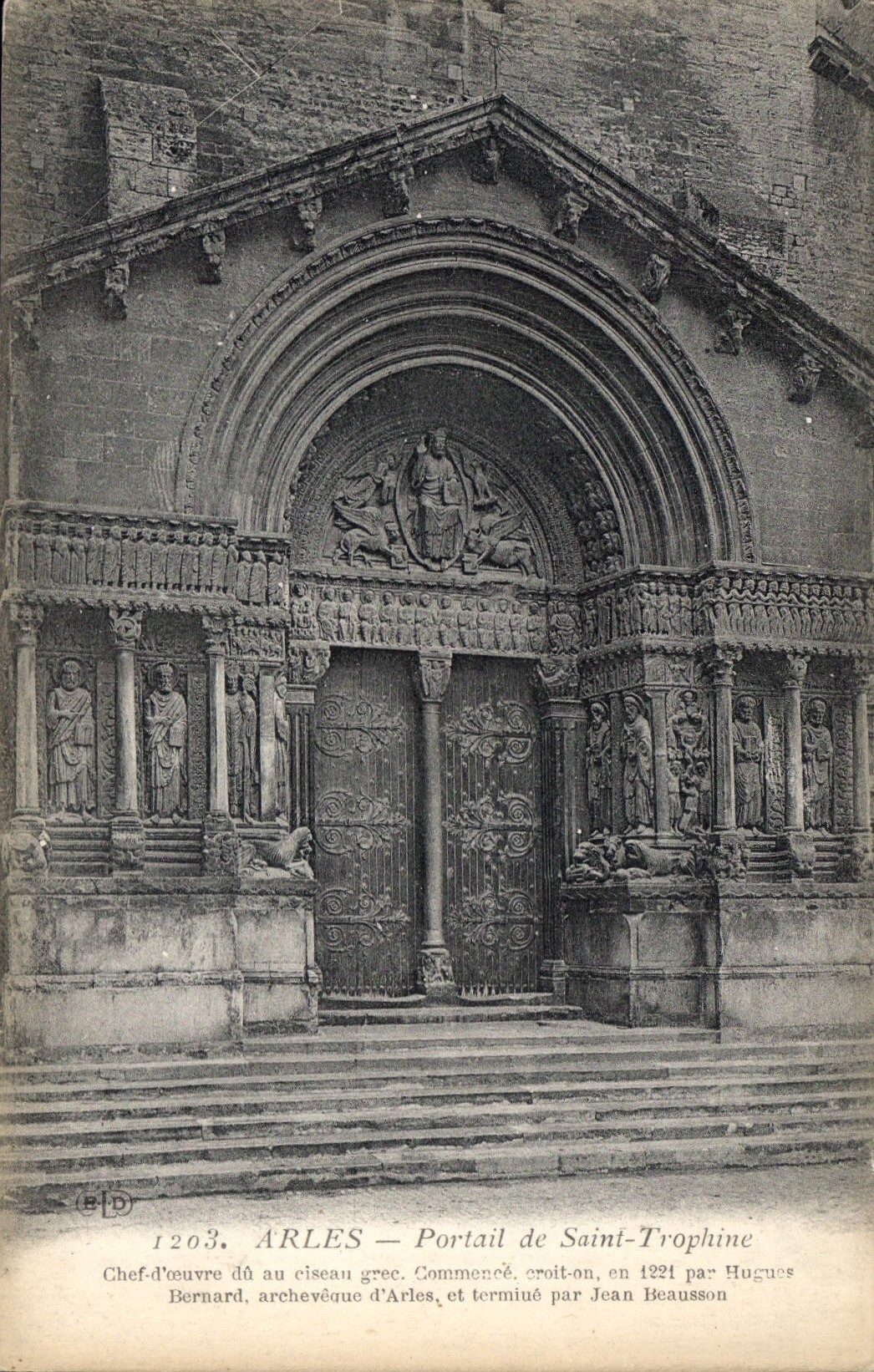 CPA Arles Portail de Saint Trophime 