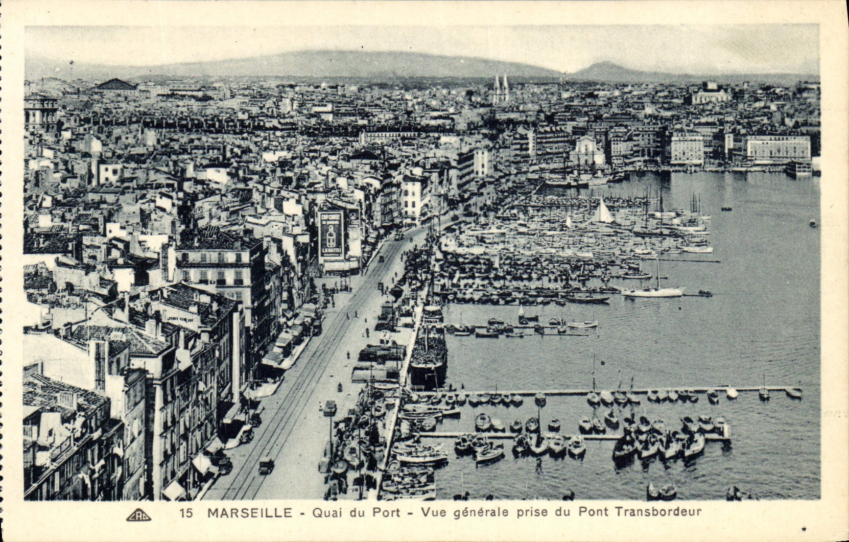 CPA Marseille Quai du Port Vue generale prise du Pont Transbordeur