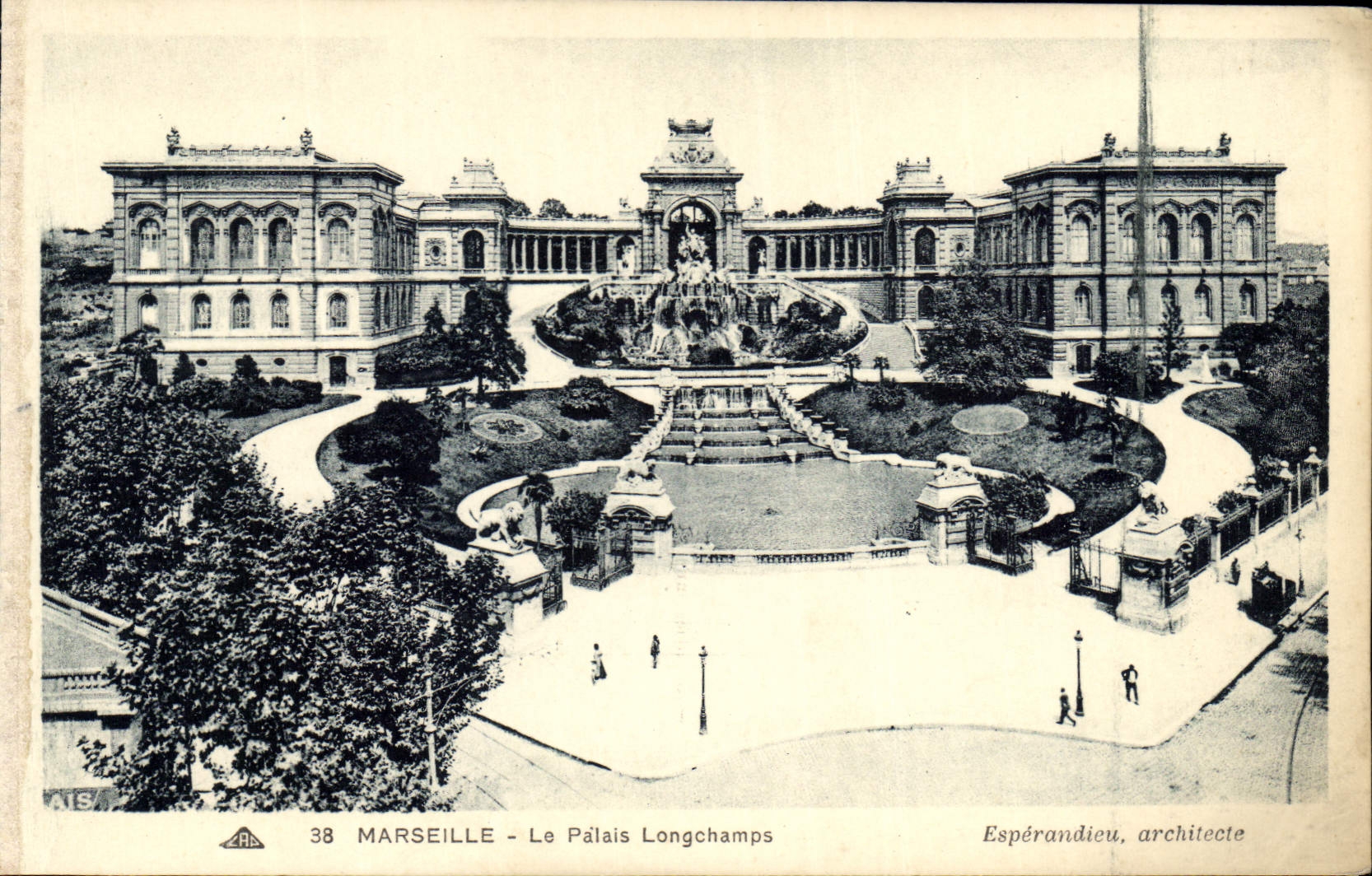 CPA Marseille Le Palais Longchamps 