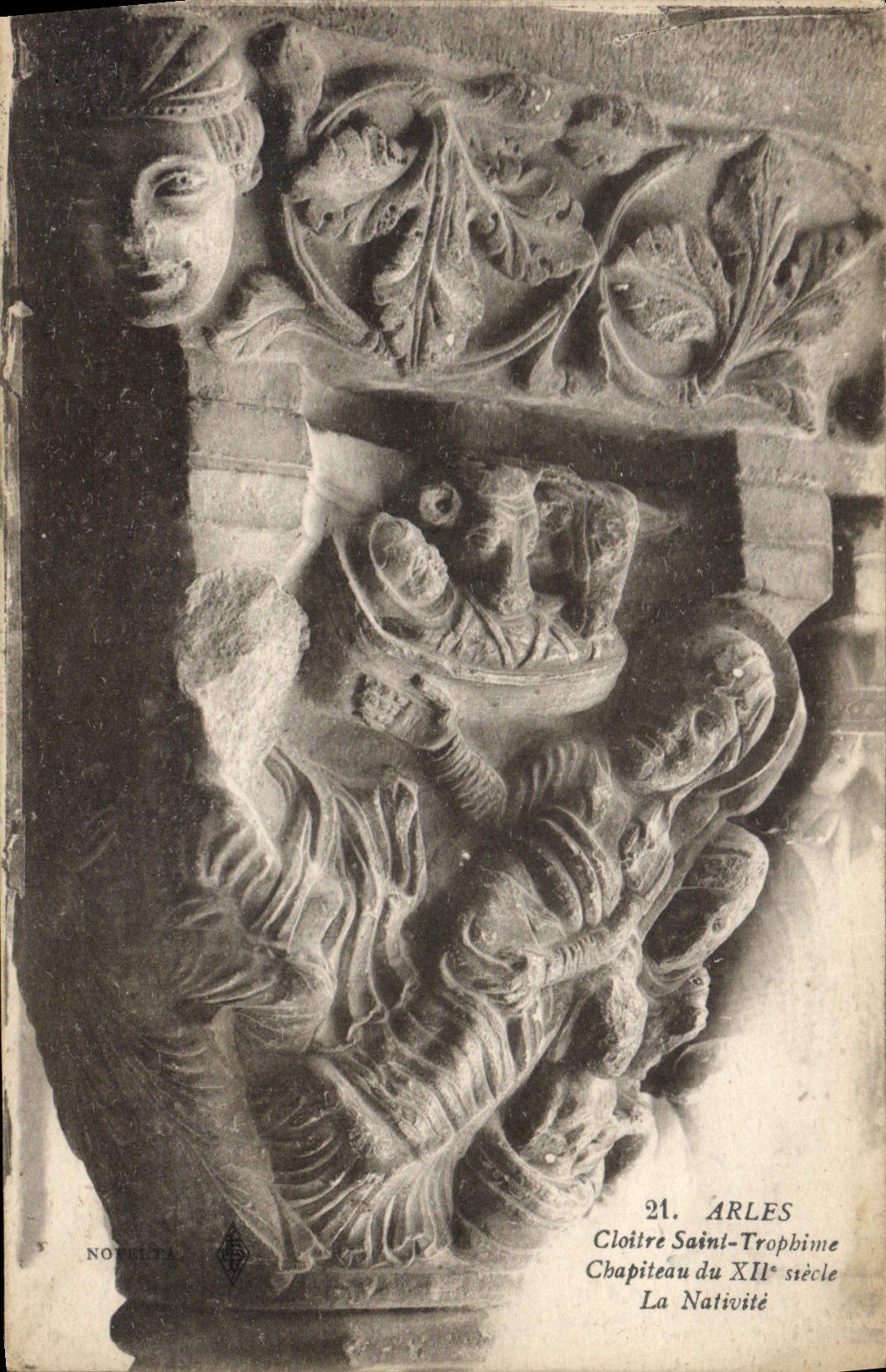 CPA Arles Cloitre Saint Trophime Chapiteau du XII siecle