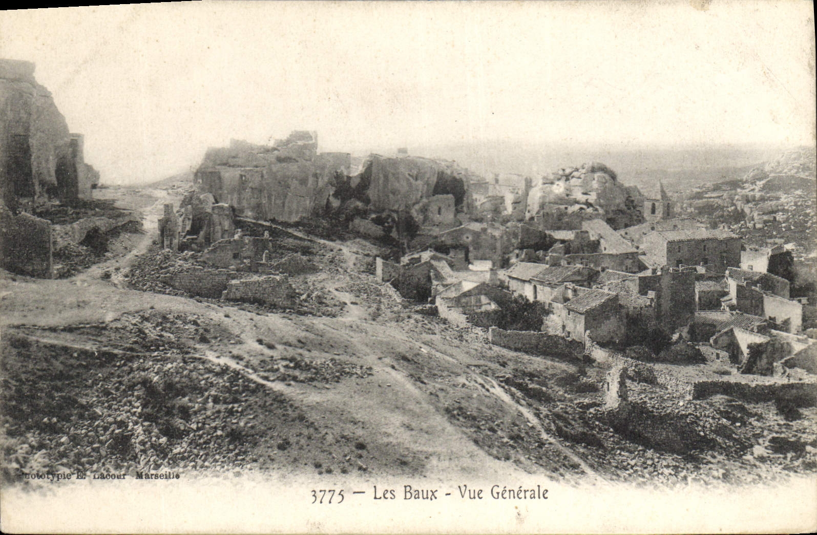 CPA Les Baux Vue generale 