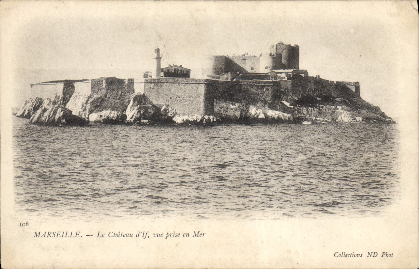 CPA Marseille Le Chateau d'If vue prise en Mer