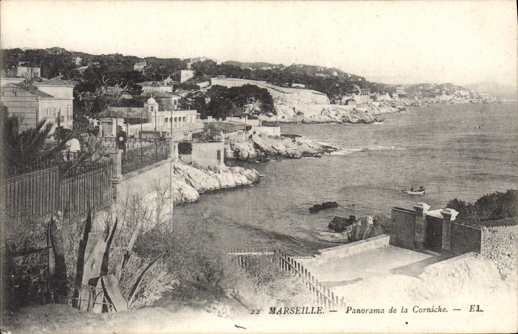 CPA Marseille Panorama de la Corniche 