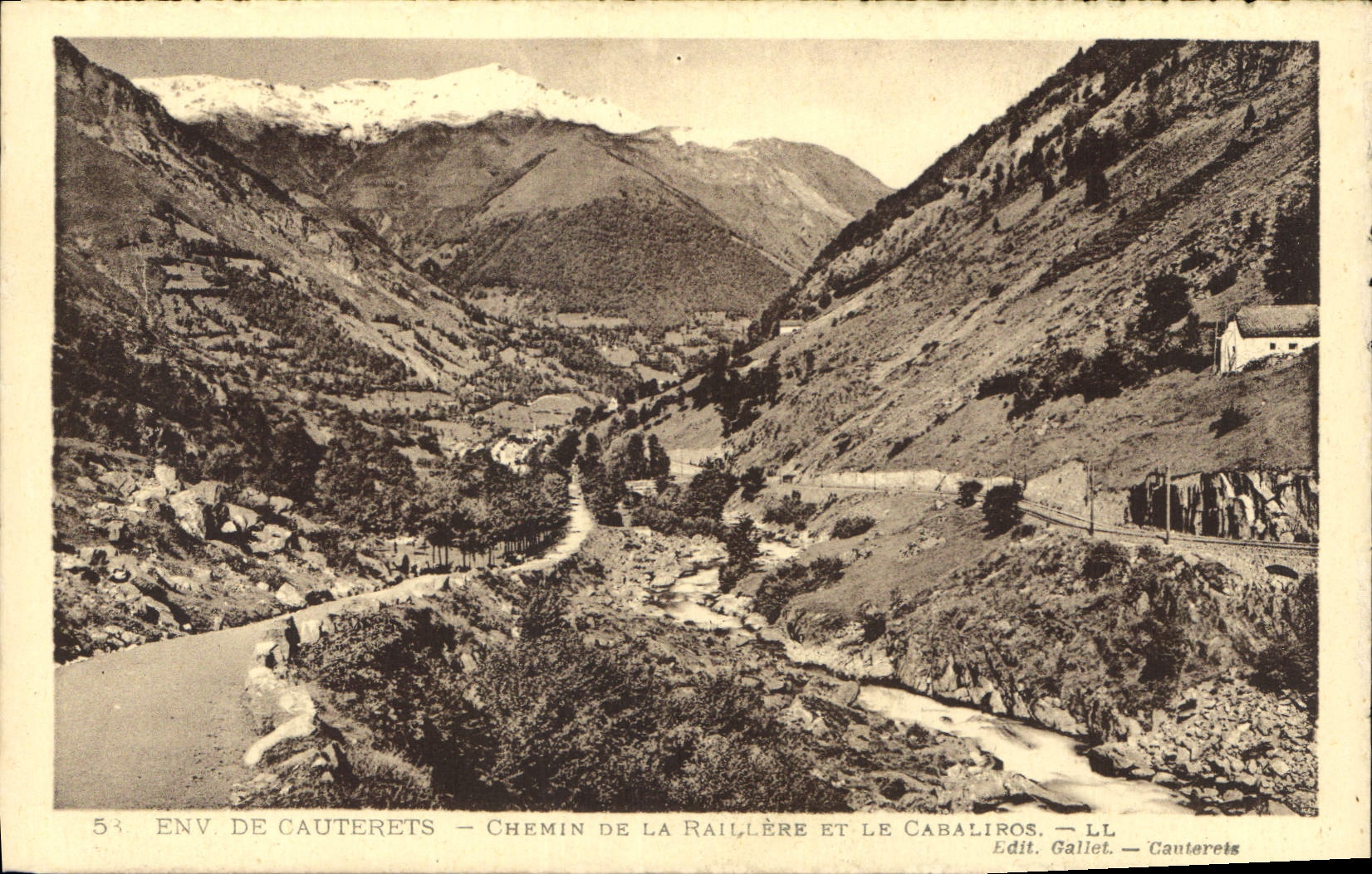 CPA Env de Cauterets Chemin de la Raillere et le Cabaliros