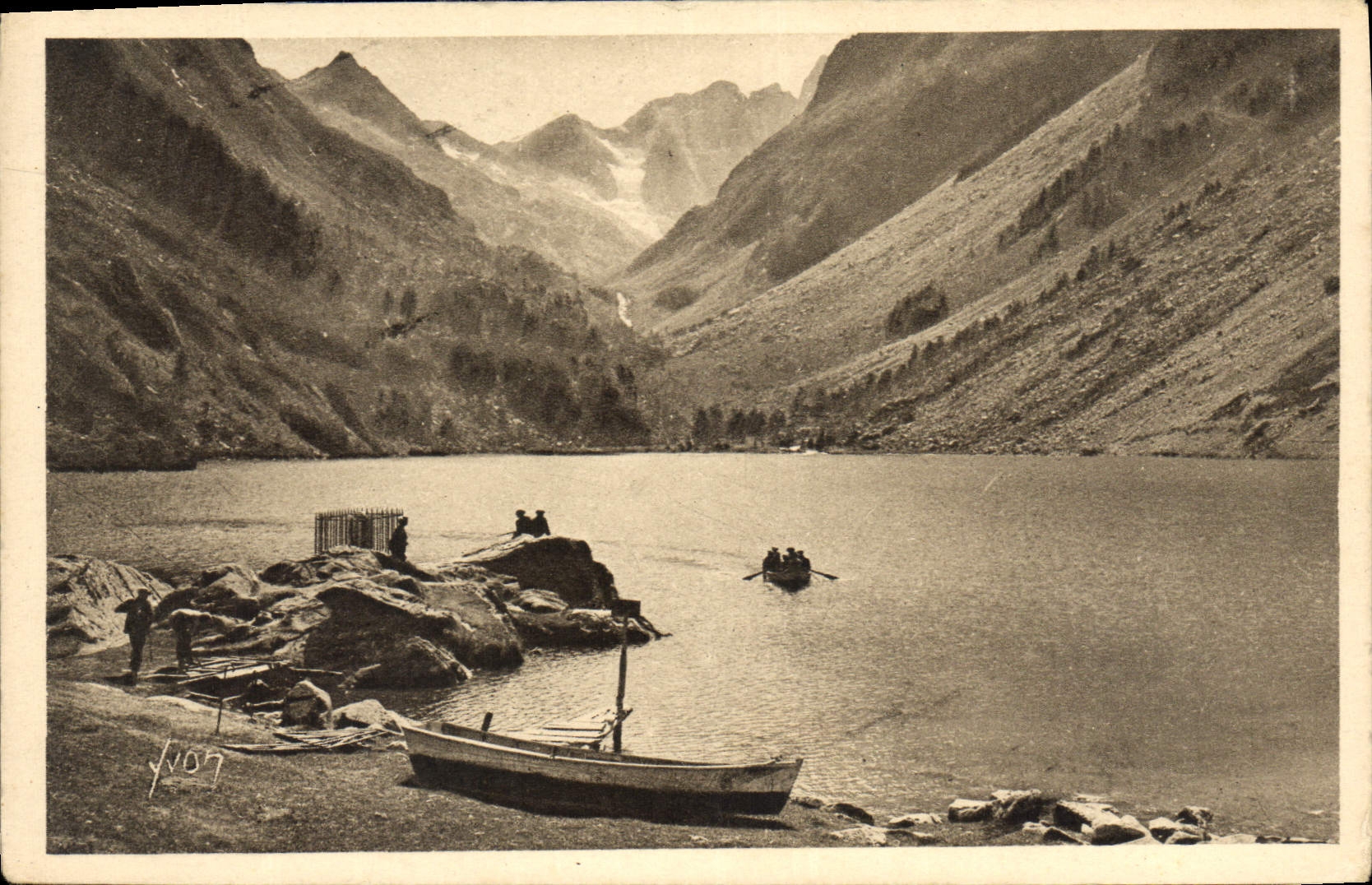 CPA Les Pyrenees Environs de Cauterets Lac de Gaube