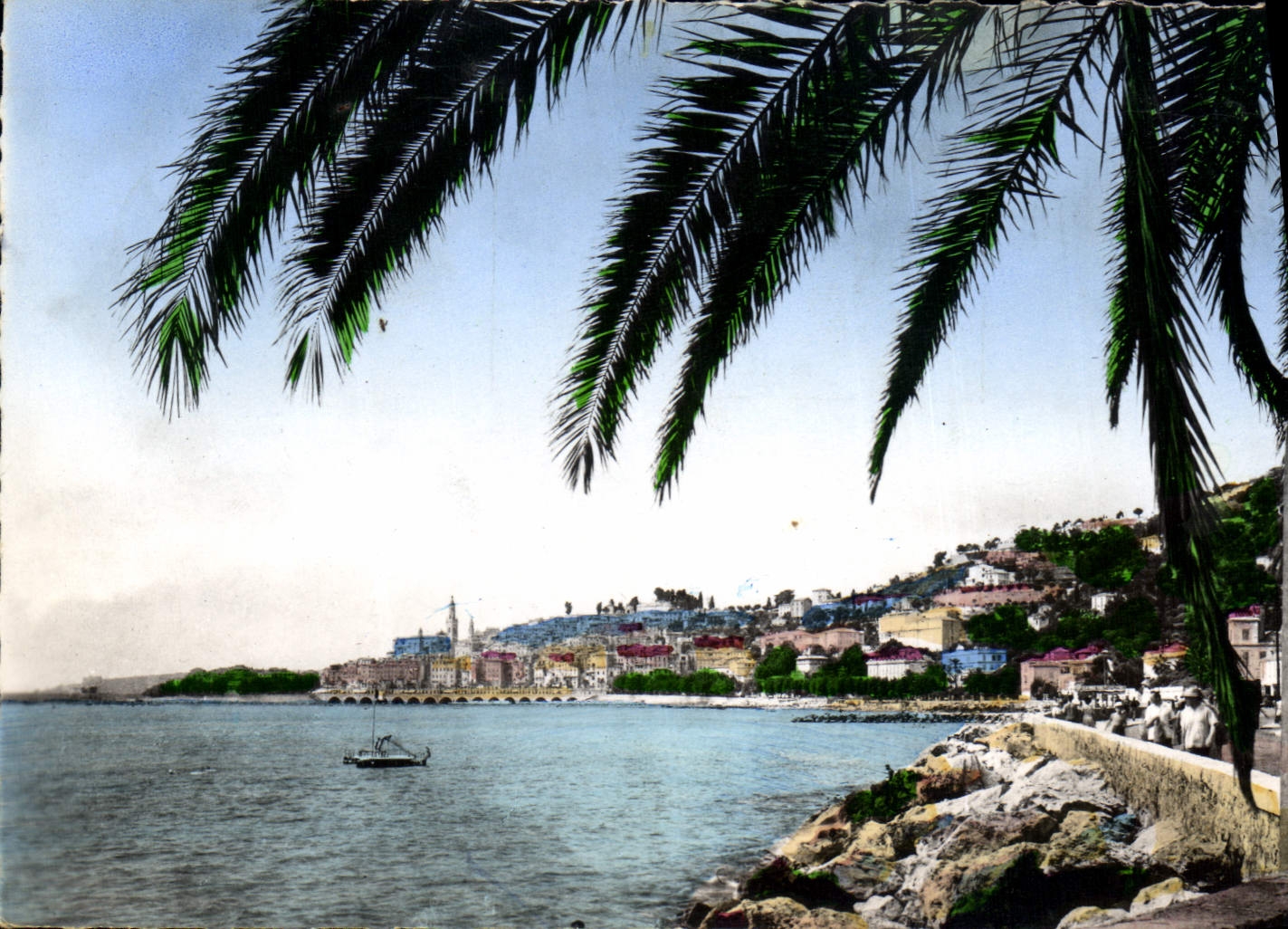 CPA La Cote d'Azur Menton Vue sur la vieille Ville 