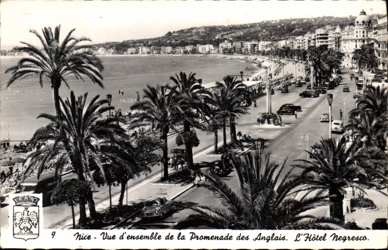 CPA Nice Vue d'ensemble de la Promenade des Anglais L'Hotel Negresco