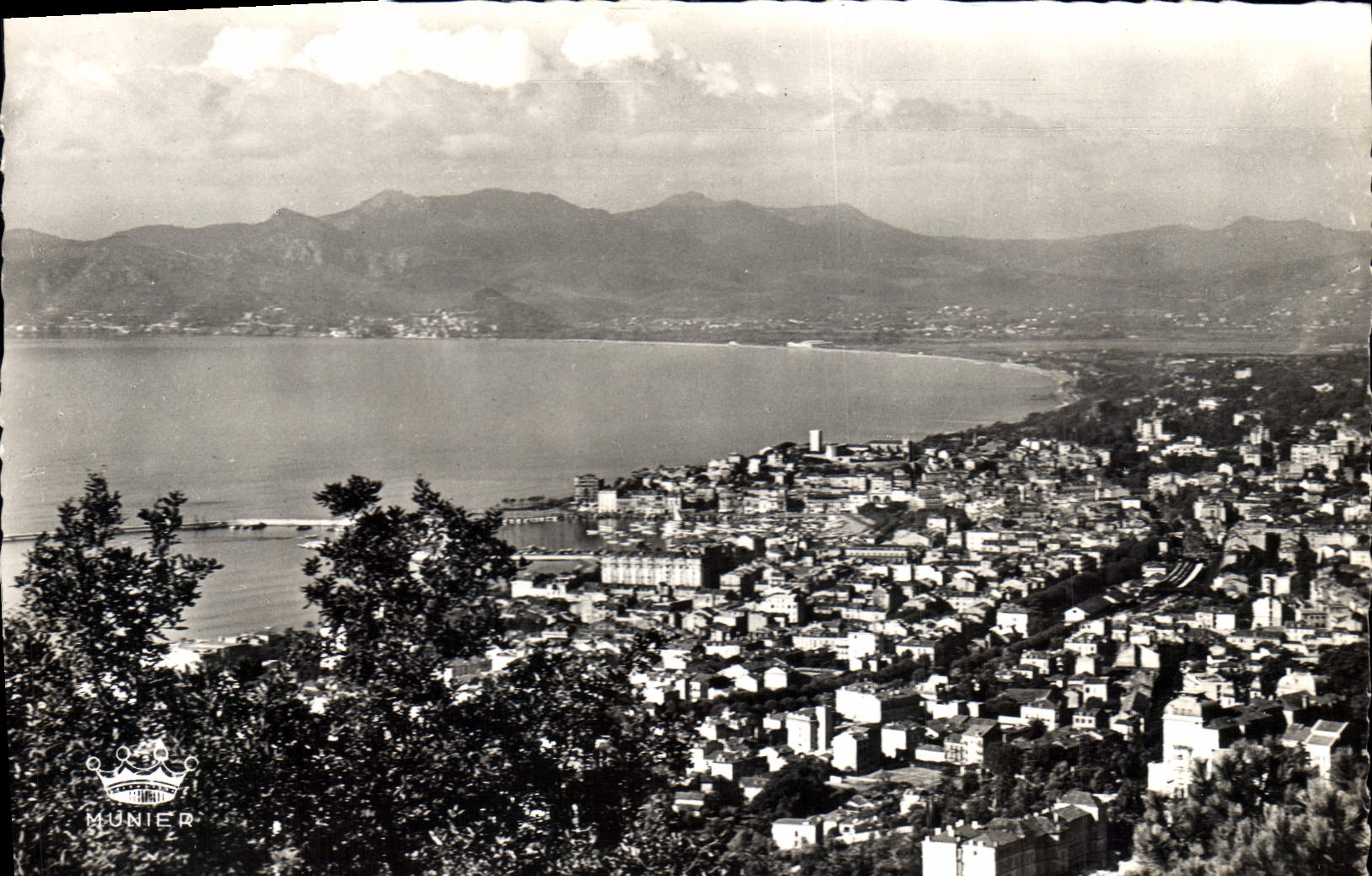 CPA Cannes Vue generale prise de la Californie