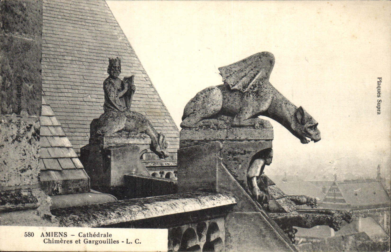 CPA Amiens Cathedrale Chimeres et Gargouilles 