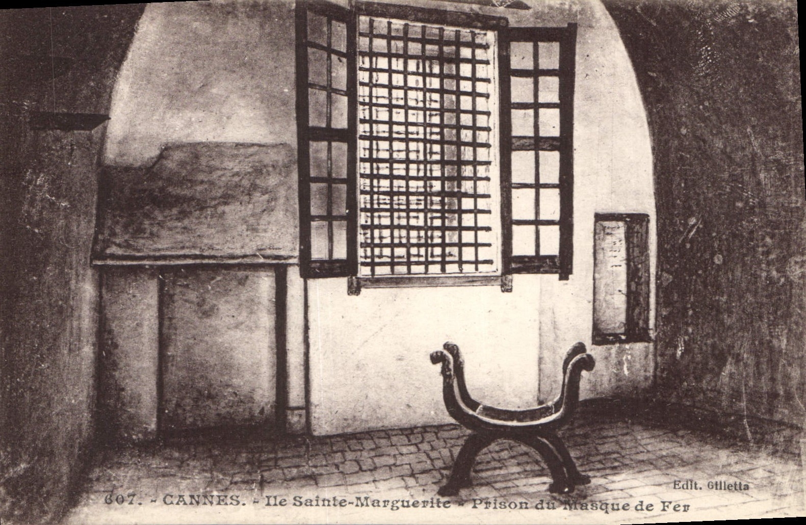 CPA Cannes Ile Sainte Marguerite Prison du Masque de Fer 