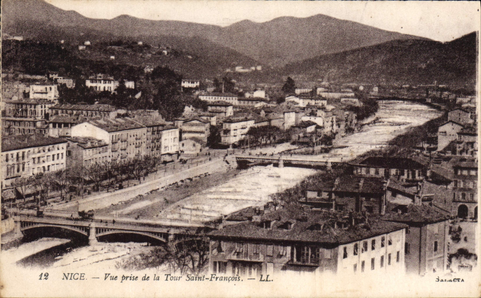 CPA Nice Vue prise de la Tour Saint Francois 
