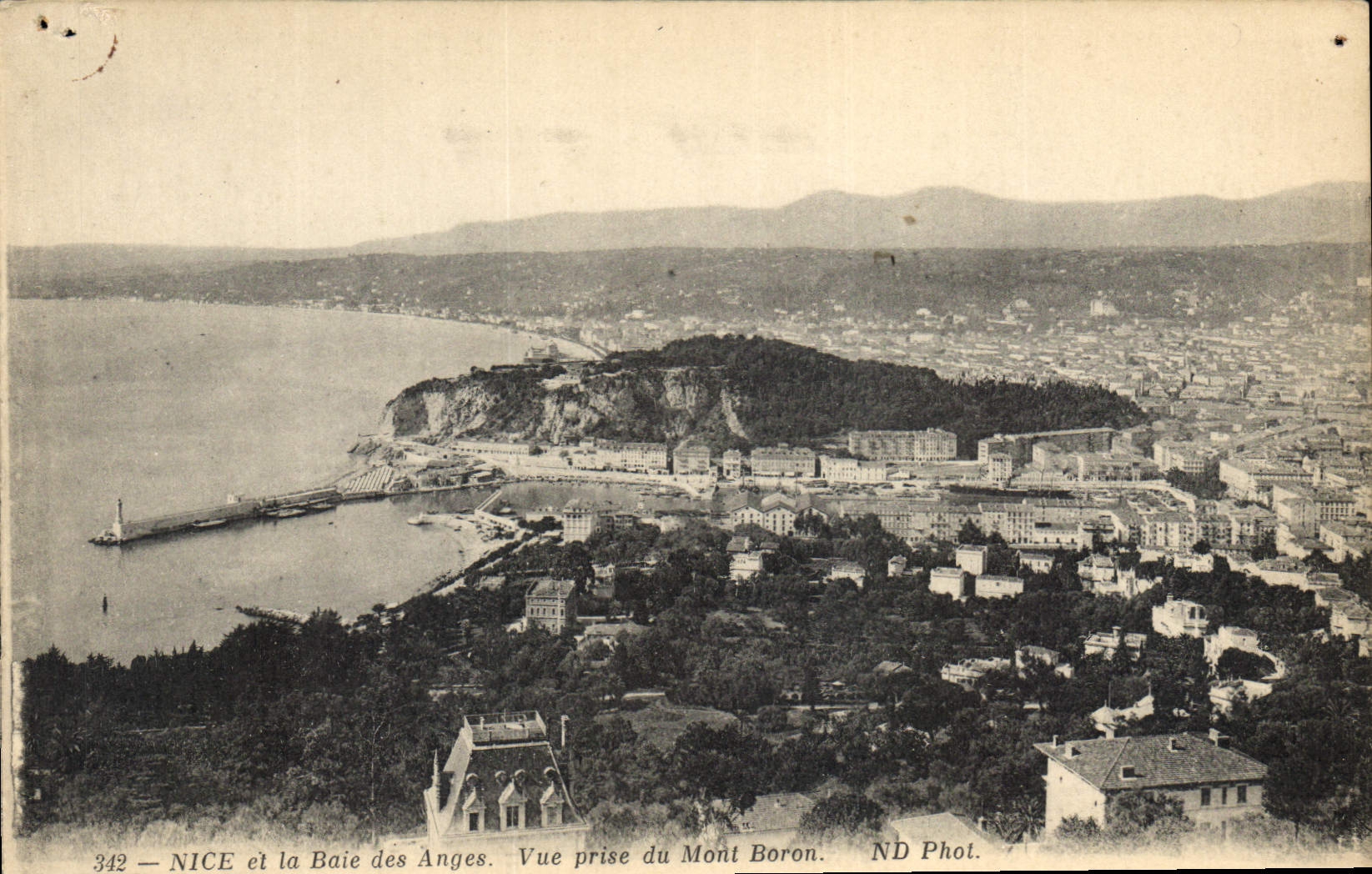 CPA Nice et le Baie des Anges vue prise du Mont Boron 