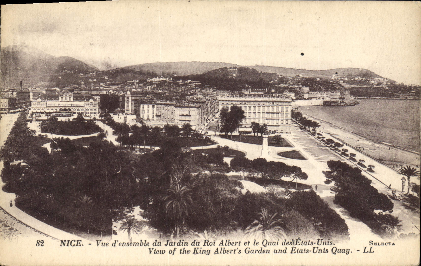 CPA Nice vue d'ensemble du Jardin du Roi Albert et le Quai des Etats Unis 