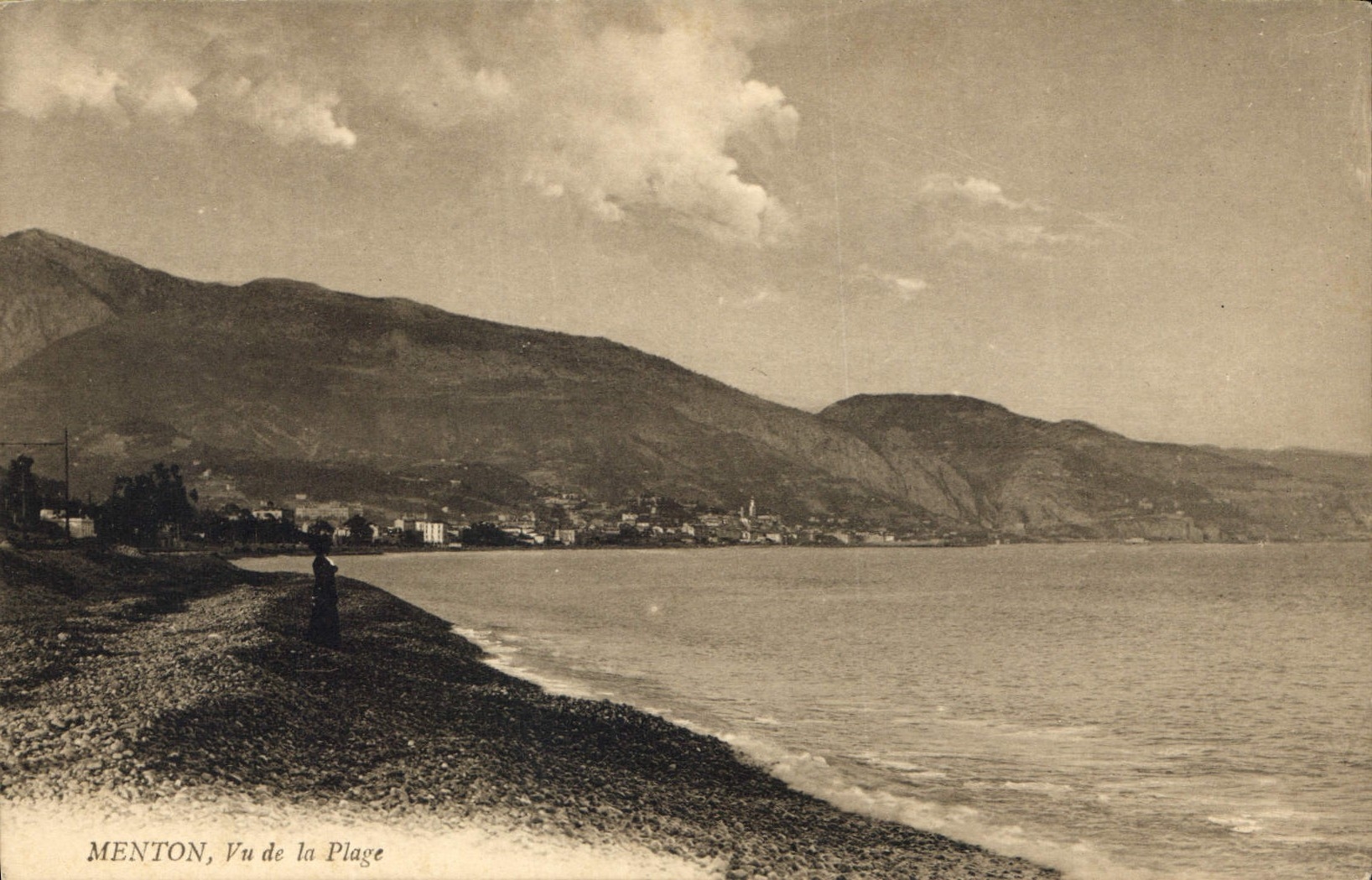 CPA Menton vu de la Plage 