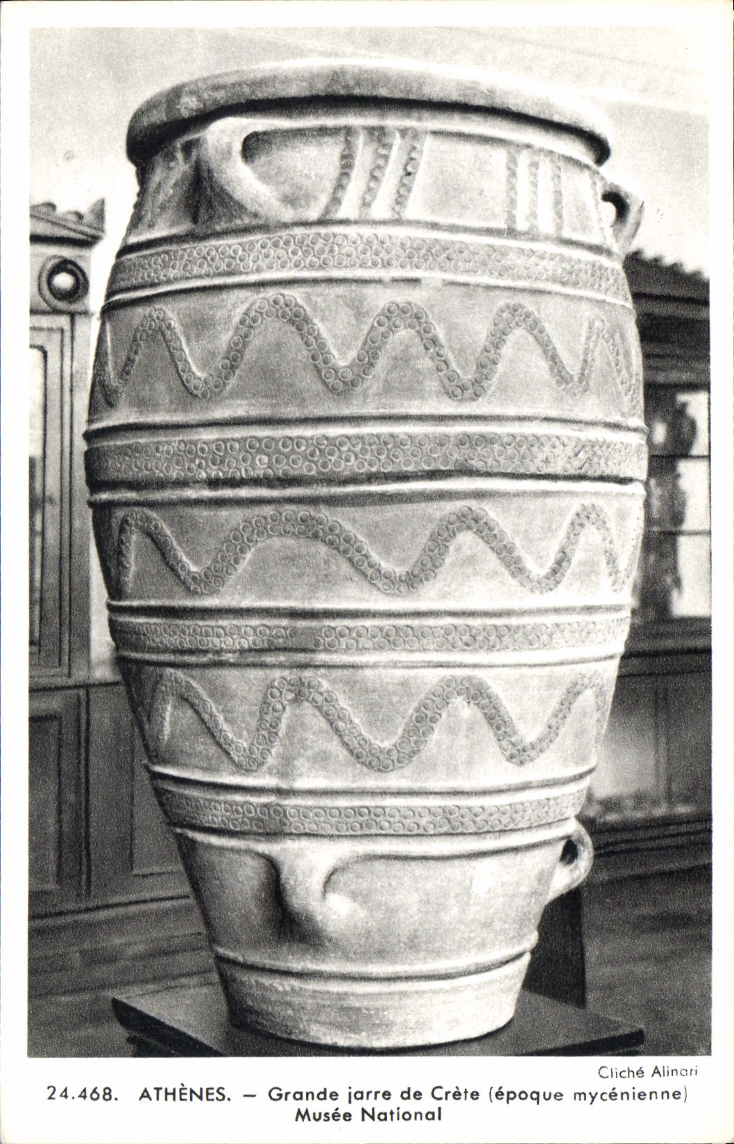 CPA Athenes Grande Jarre de Crete epoque mycenienne musee National Grece